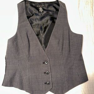 New York & Co Vest